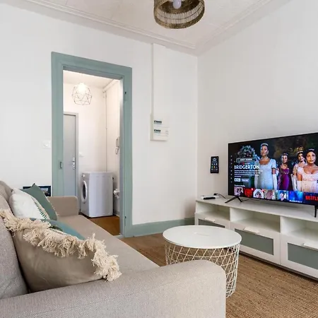 Travel Homes - Le Carls: Agreable, Mignon, Moderne Mulhouse